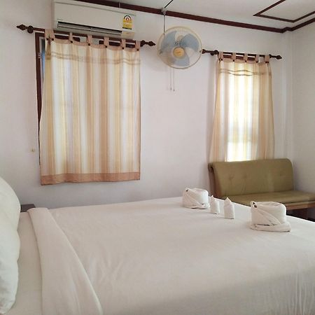 The Sunshine Resort Ko Kut Esterno foto