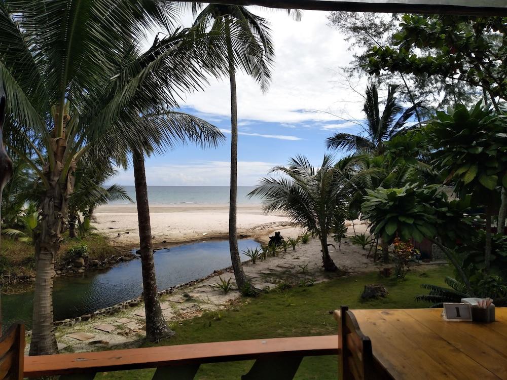 The Sunshine Resort Ko Kut Esterno foto