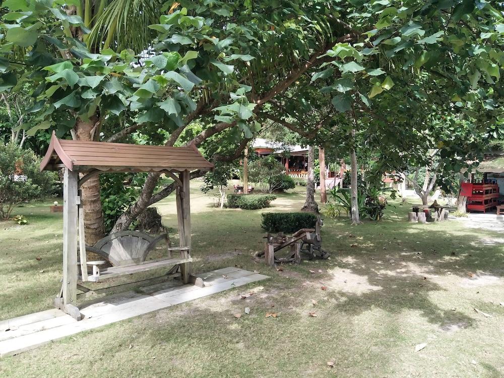 The Sunshine Resort Ko Kut Esterno foto